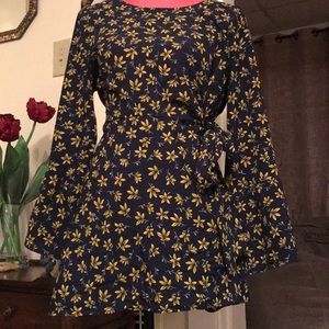 Pea in the Pod Sash Tie Bell Sleeve Maternity Top